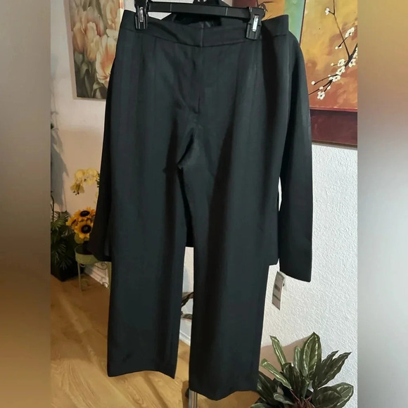 Le Suit pantsuit size 8 - Picture 6 of 10